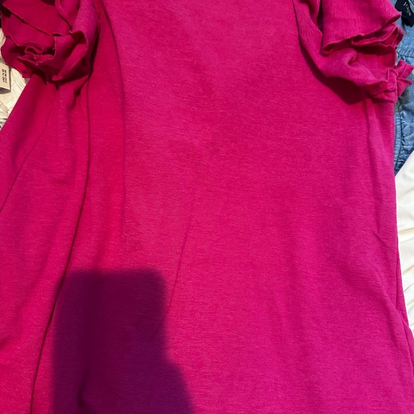 Lot of 7 size medium tops! Name brand!! - Picture 4 of 15